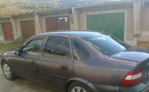 Predam opel vectra b 1,6 ecotec r. v 1998