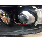 Audi A8 2003-2010, renovácia Bi-xenonov natáčacích do zákrut Hella – fotka 2
